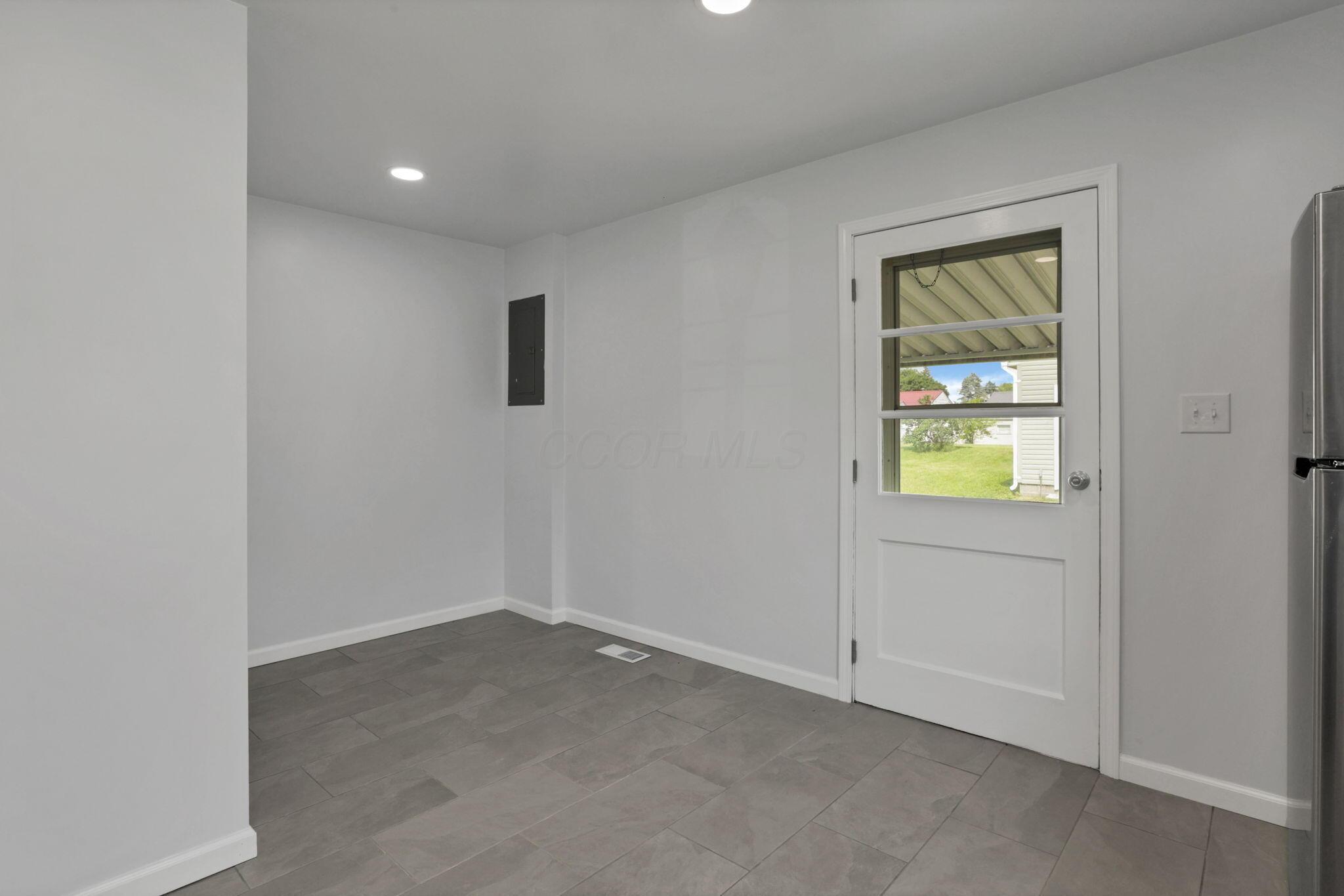 46 S 24th Street, Newark, Ohio image 10