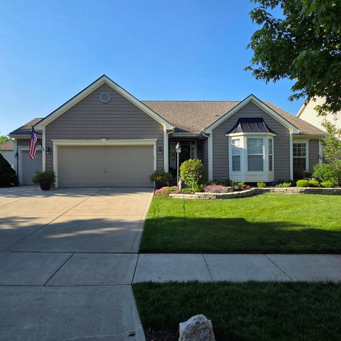 Homes For Sale - 4249 Vista Walk Lane<br/> Powell, OH 43065