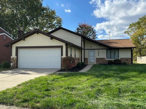 Photo of 3495 TREEHOUSE Lane, Canal Winchester, OH 43110 (MLS # 225042906)