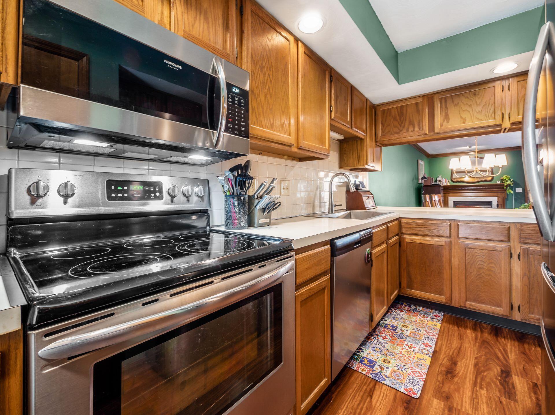 1612 Six Point Court, Columbus, Ohio image 8