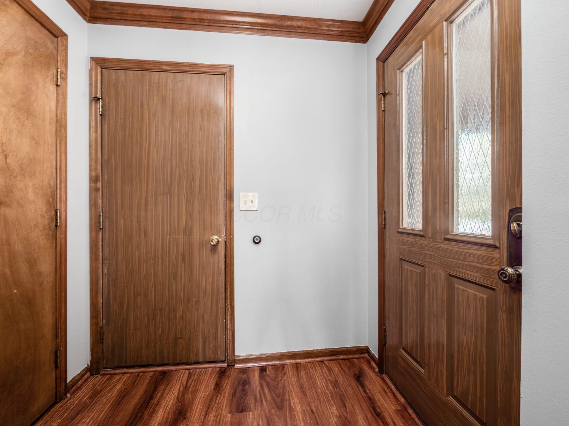 1612 Six Point Court, Columbus, Ohio image 4