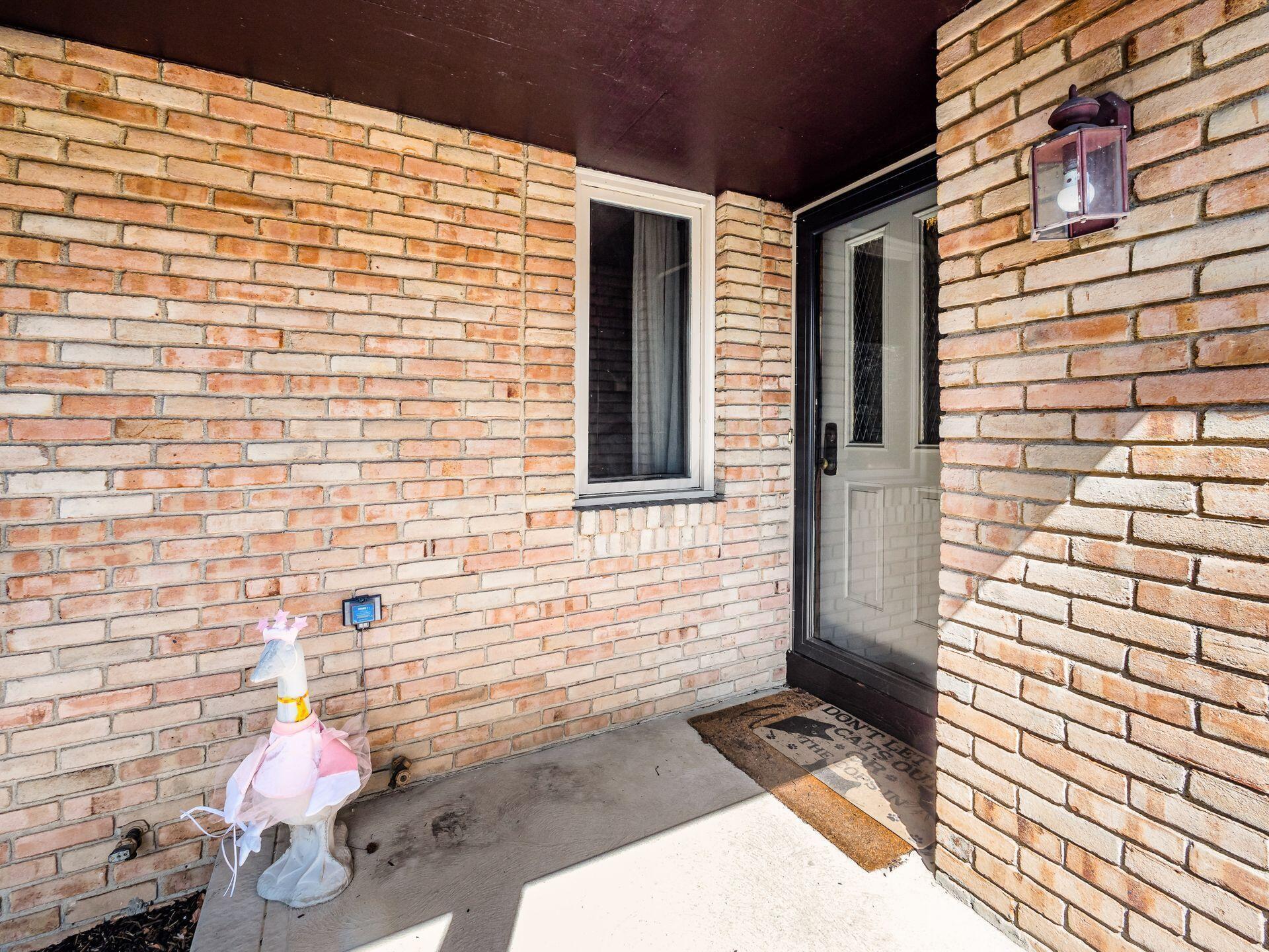 1612 Six Point Court, Columbus, Ohio image 3