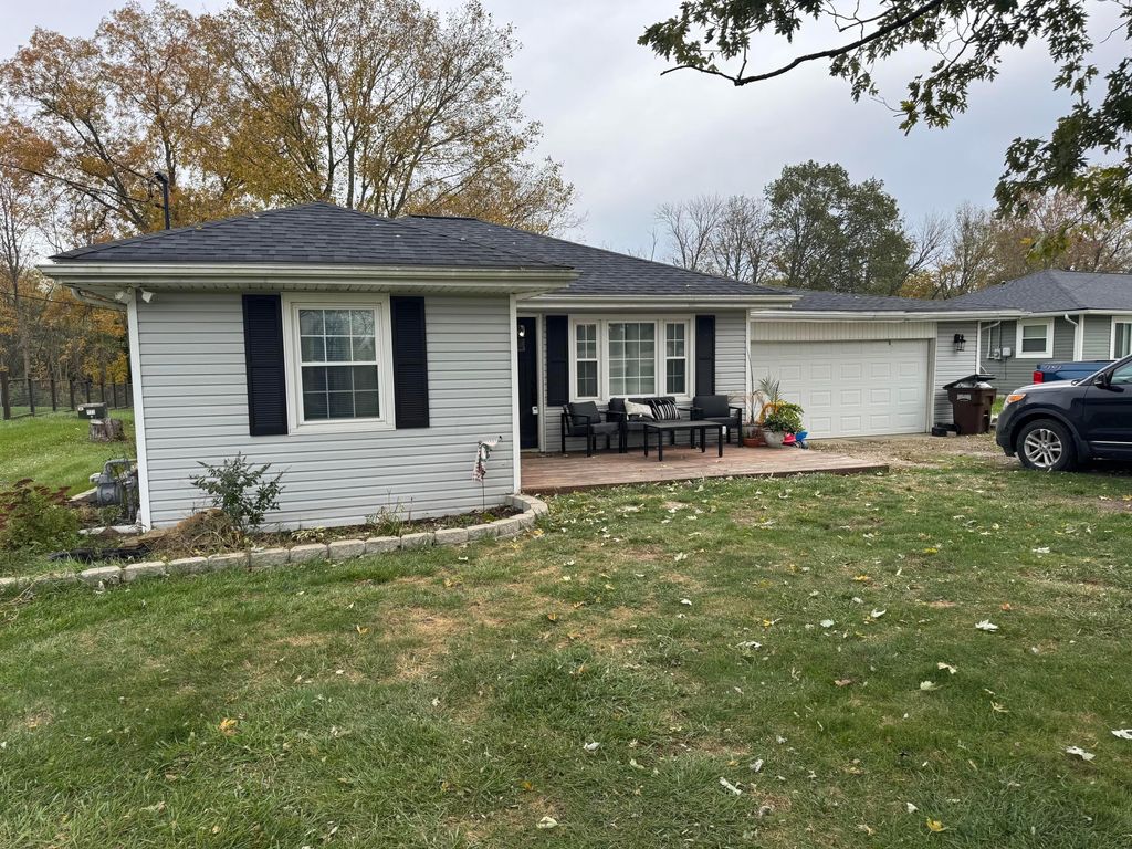 Photo for 15360 State Route 104, Ashville, OH 43103 (MLS # 225040597)