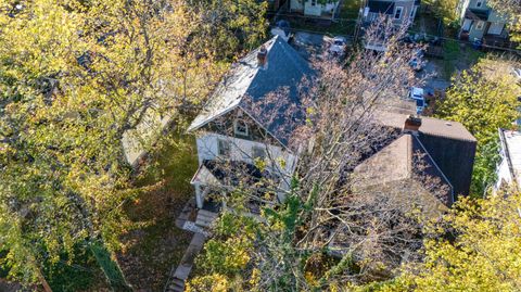 Tiny photo for 217 E Oakland Avenue, Columbus, OH 43201 (MLS # 225040231)