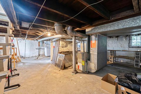 Tiny photo for 217 E Oakland Avenue, Columbus, OH 43201 (MLS # 225040231)