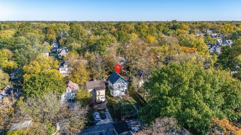 Tiny photo for 217 E Oakland Avenue, Columbus, OH 43201 (MLS # 225040231)