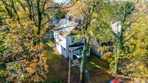 Tiny photo for 217 E Oakland Avenue, Columbus, OH 43201 (MLS # 225040231)