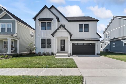 Photo of 3669 Kassidy Drive, Grove City, OH 43123 (MLS # 225020647)