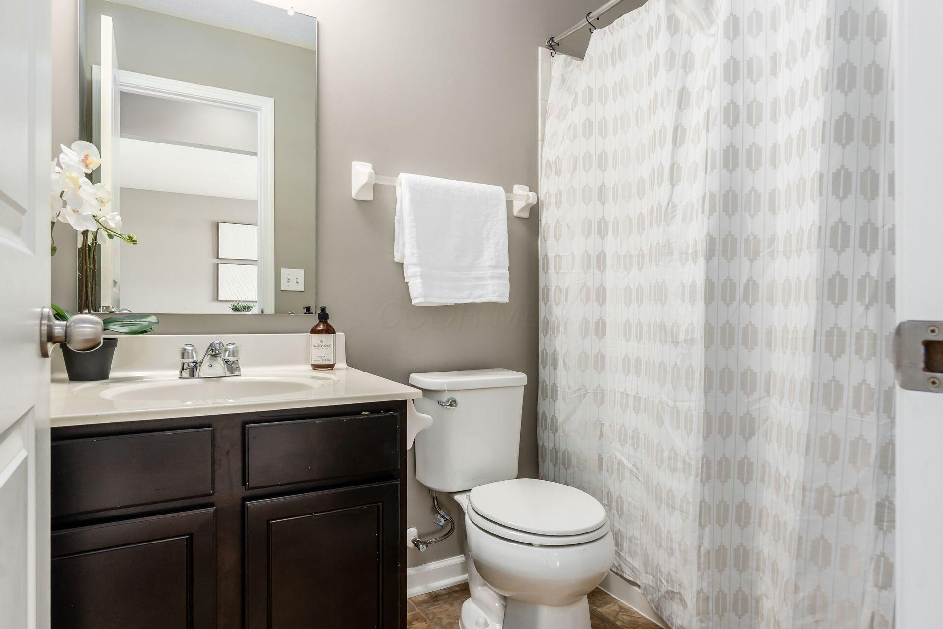 5808 Trail Creek Drive, Dublin, Ohio image 33