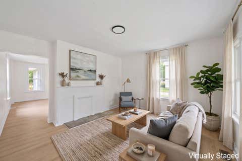 Photo of 308 S Highland Avenue, Columbus, OH 43223 (MLS # 226023751)