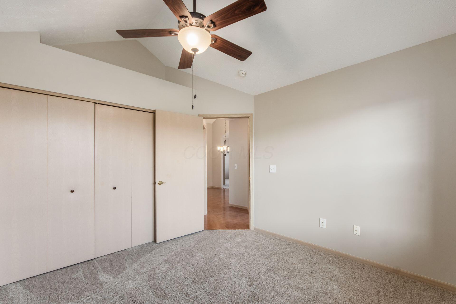 3881 Orchard Way, Powell, Ohio image 22
