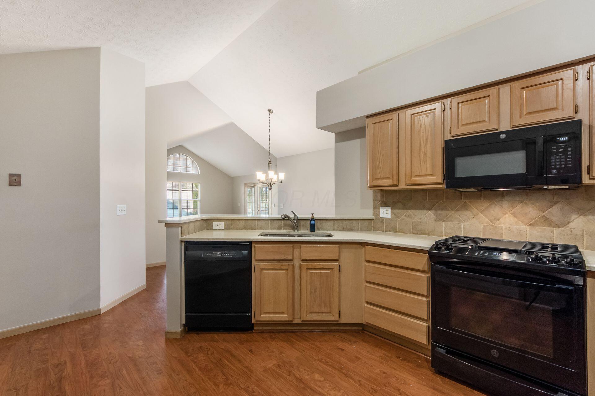 3881 Orchard Way, Powell, Ohio image 12
