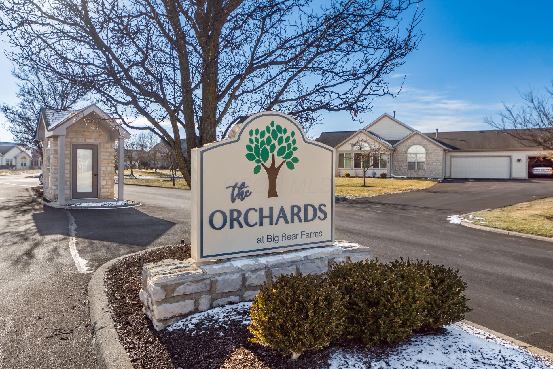 3881 Orchard Way, Powell, Ohio image 38