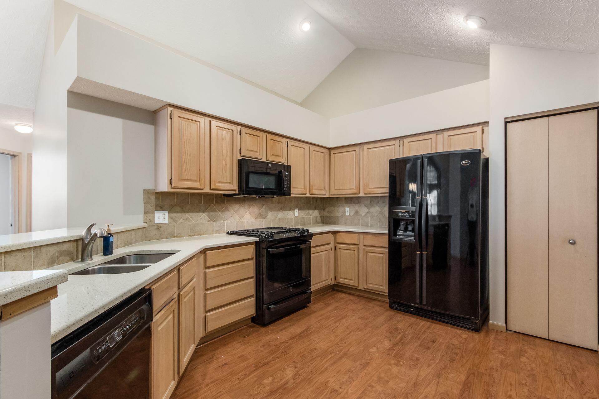 3881 Orchard Way, Powell, Ohio image 11