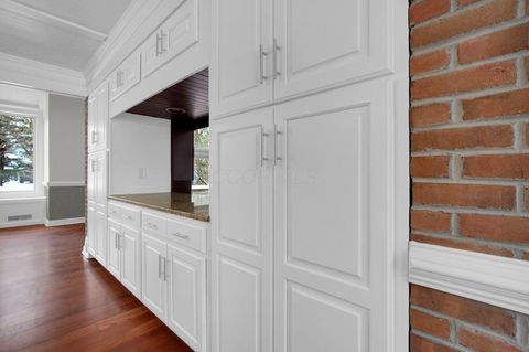 Tiny photo for 20 Waterford Court, Granville, OH 43023 (MLS # 226003044)