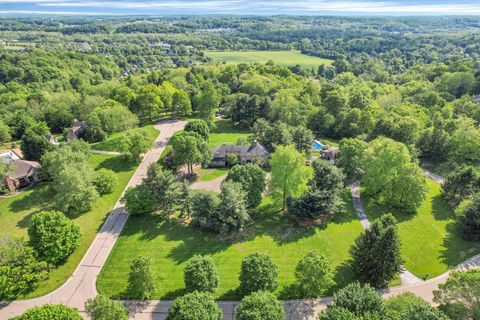 Tiny photo for 20 Waterford Court, Granville, OH 43023 (MLS # 226003044)