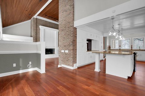 Tiny photo for 20 Waterford Court, Granville, OH 43023 (MLS # 226003044)