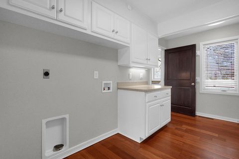 Tiny photo for 20 Waterford Court, Granville, OH 43023 (MLS # 226003044)