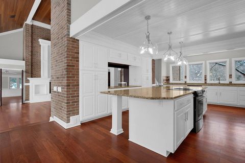 Tiny photo for 20 Waterford Court, Granville, OH 43023 (MLS # 226003044)