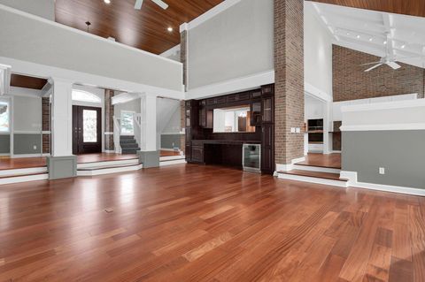 Tiny photo for 20 Waterford Court, Granville, OH 43023 (MLS # 226003044)