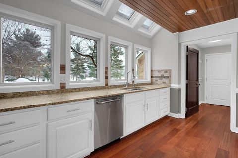 Tiny photo for 20 Waterford Court, Granville, OH 43023 (MLS # 226003044)