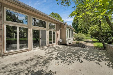 Tiny photo for 20 Waterford Court, Granville, OH 43023 (MLS # 226003044)