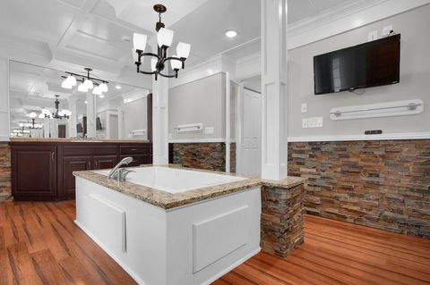 Tiny photo for 20 Waterford Court, Granville, OH 43023 (MLS # 226003044)