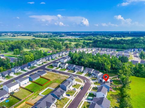 Tiny photo for 197 Chesapeake Circle, Springfield, OH 45505 (MLS # 225039652)