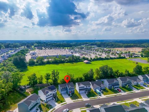 Tiny photo for 197 Chesapeake Circle, Springfield, OH 45505 (MLS # 225039652)