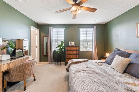 Tiny photo for 197 Chesapeake Circle, Springfield, OH 45505 (MLS # 225039652)