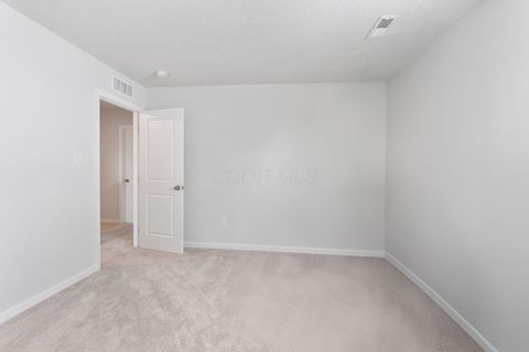 Tiny photo for 197 Chesapeake Circle, Springfield, OH 45505 (MLS # 225039652)