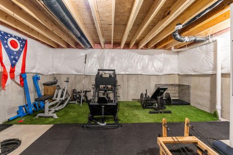 Tiny photo for 197 Chesapeake Circle, Springfield, OH 45505 (MLS # 225039652)