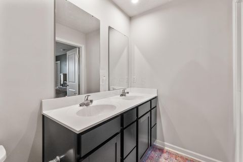 Tiny photo for 197 Chesapeake Circle, Springfield, OH 45505 (MLS # 225039652)