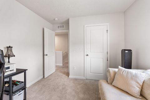 Tiny photo for 197 Chesapeake Circle, Springfield, OH 45505 (MLS # 225039652)