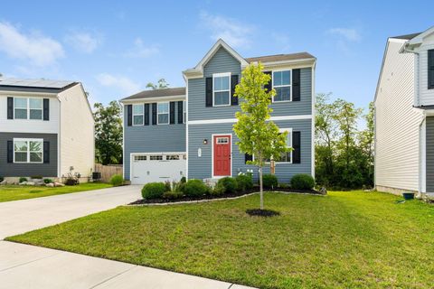 Tiny photo for 197 Chesapeake Circle, Springfield, OH 45505 (MLS # 225039652)