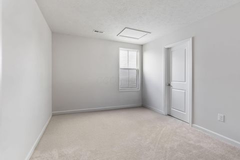 Tiny photo for 197 Chesapeake Circle, Springfield, OH 45505 (MLS # 225039652)