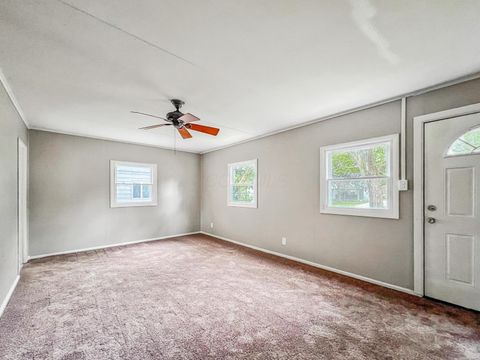 Tiny photo for 184 S Hampton Road, Columbus, OH 43213 (MLS # 225037438)