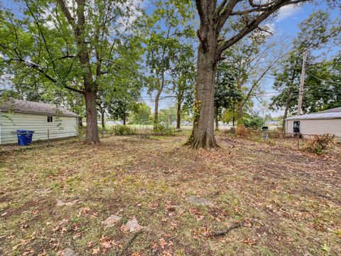 Tiny photo for 184 S Hampton Road, Columbus, OH 43213 (MLS # 225037438)