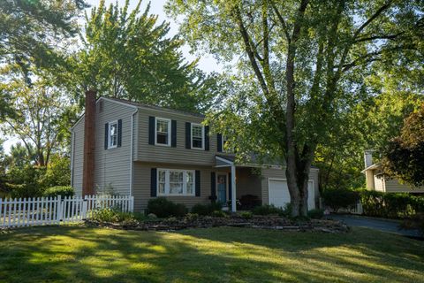 Photo of 461 Delaware Court, Westerville, OH 43081 (MLS # 225036105)