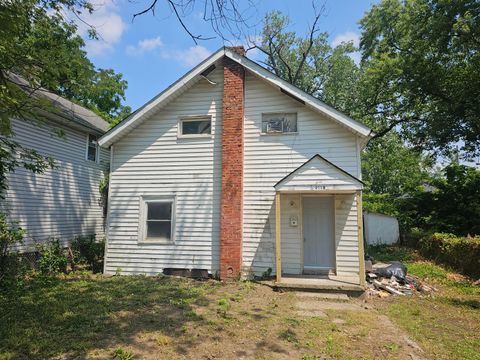 Homes For Sale - 2038 E Hudson Street<br/> Columbus, OH 43211