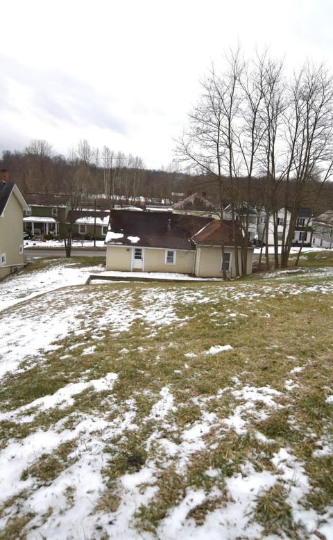 Photo of 213 E Main Street, Junction City, OH 43748 (MLS # 226002243)