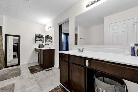 Tiny photo for 168 Edmonds Drive, Commercial Point, OH 43116 (MLS # 226014458)