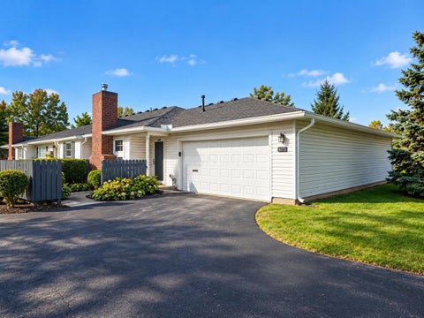 Photo of 8373 Greyhawk Circle, Columbus, OH 43240 (MLS # 226036966)