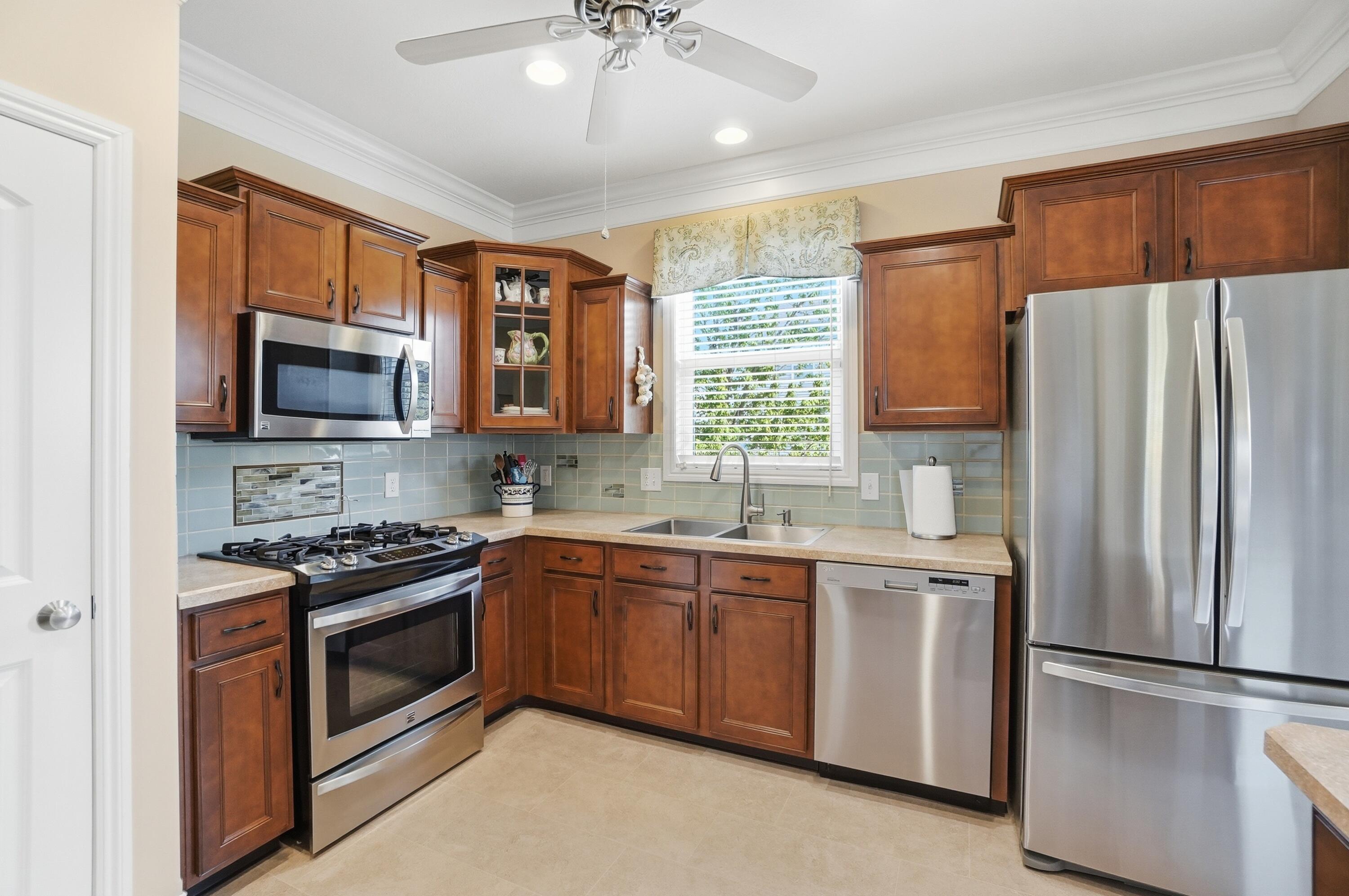 6000 Deansboro Drive