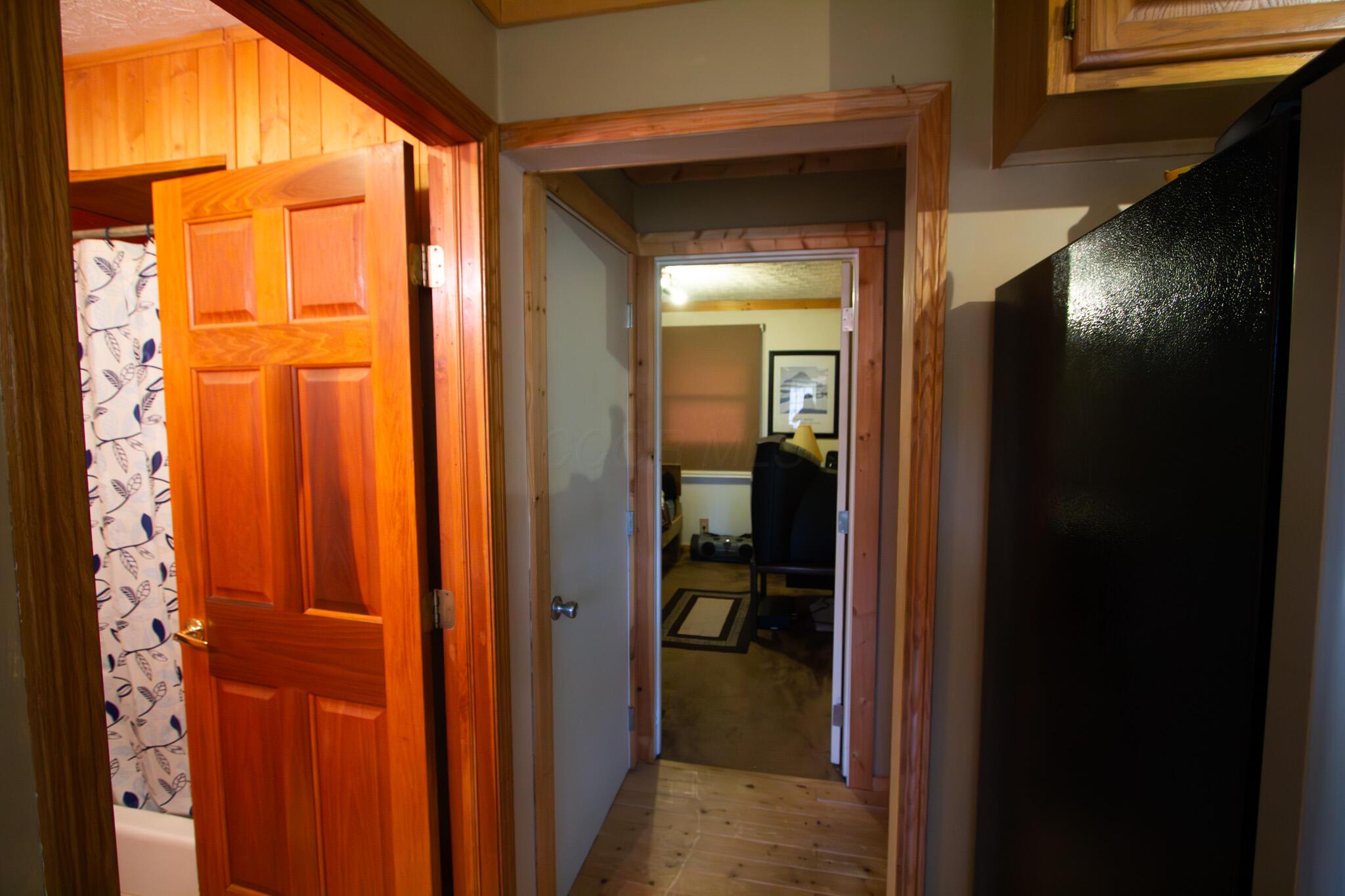 474 Natchez Lane, Sugar Grove, Ohio image 13
