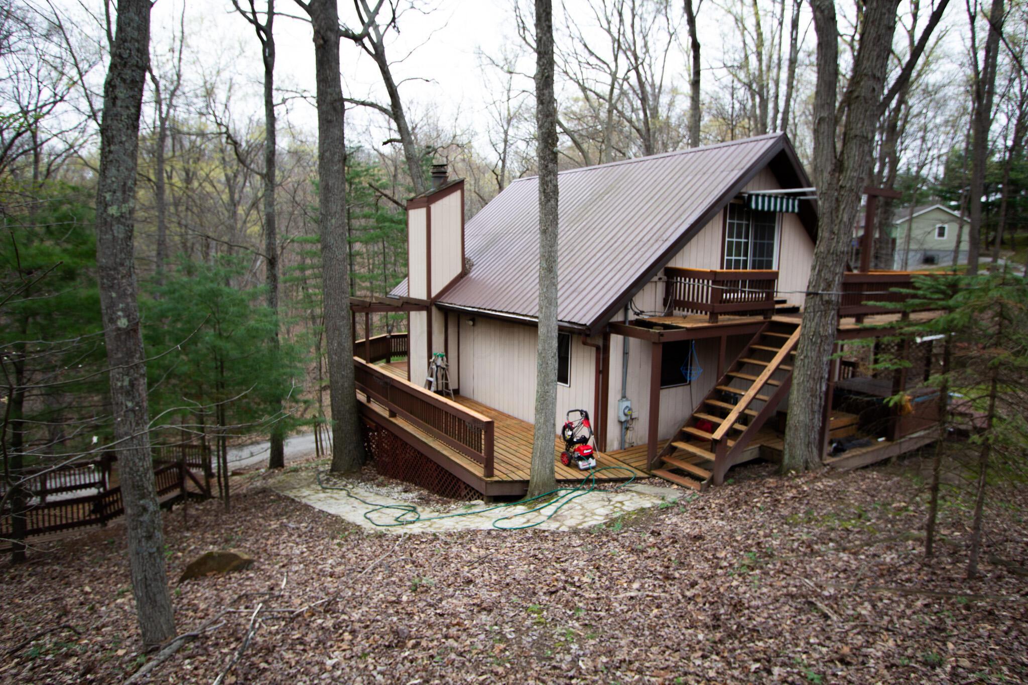 474 Natchez Lane, Sugar Grove, Ohio image 4