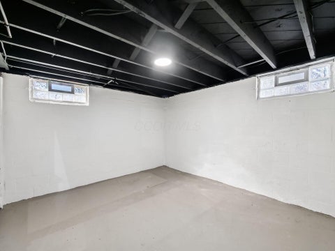 Tiny photo for 929 Bulen Avenue, Columbus, OH 43206 (MLS # 226039933)