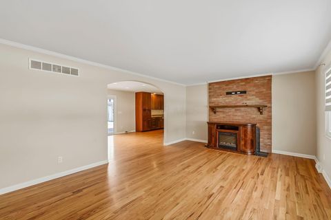 Tiny photo for 4271 Kenbury Place, Columbus, OH 43220 (MLS # 225045106)