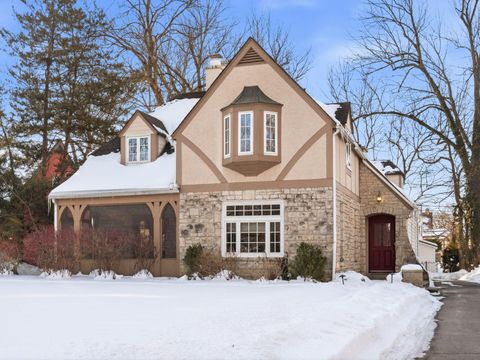 Photo of 2031 Concord Road, Upper Arlington, OH 43212 (MLS # 226004001)