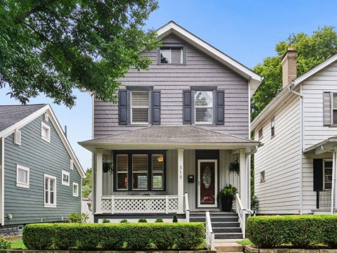 Photo of 319 E Gates Street, Columbus, OH 43206 (MLS # 226034828)
